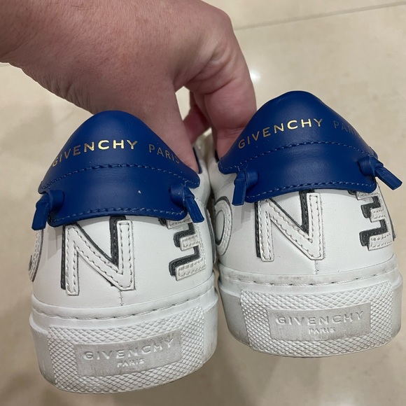 Givenchy sneakers - Picture 1 of 4